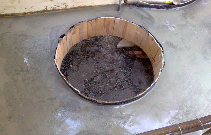 Der Btaonk�se am Stellwerk in Bargteheide