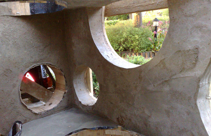 Der Btaonk�se am Stellwerk in Bargteheide